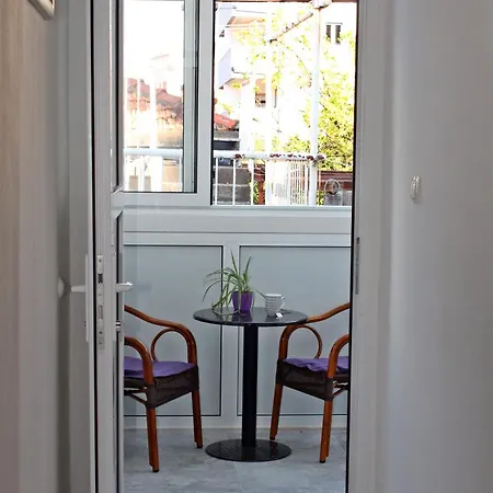 Cozy Skalini *