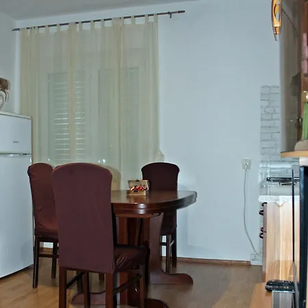 Cozy Skalini